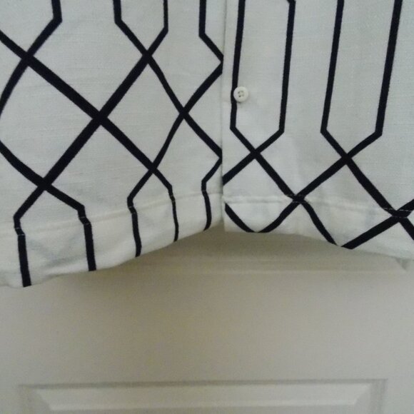 NWT-Malibu Short Sleeve Button-Up Sz 5XL - Picture 8 of 10